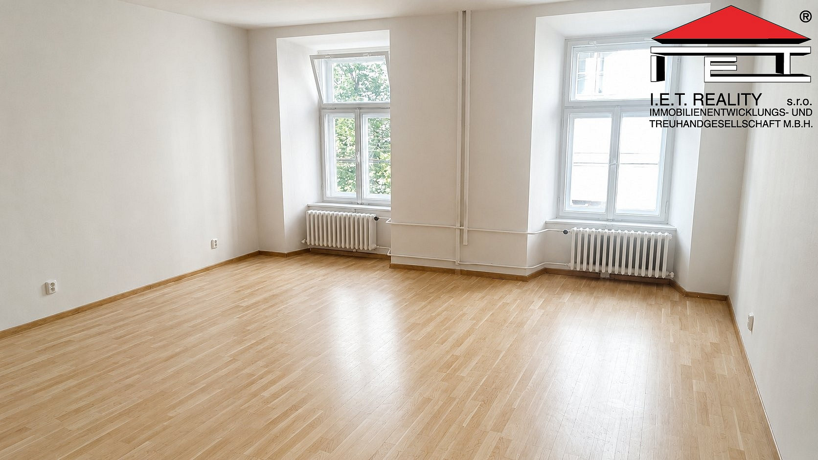 Pronájem bytu 1+kk 45 m² – fotografie 3
