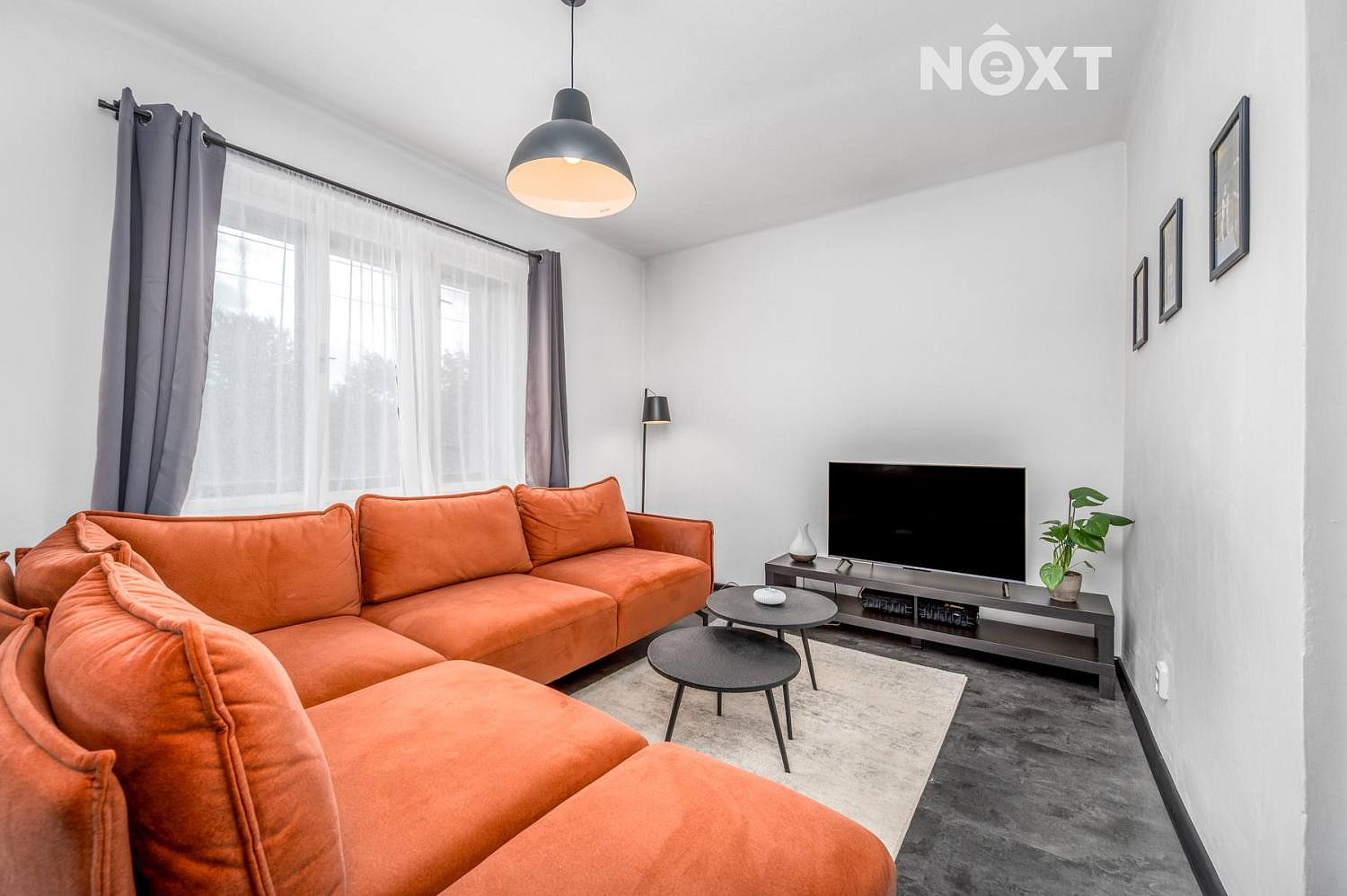 Prodej domu 250 m² s pozemkem 611 m²