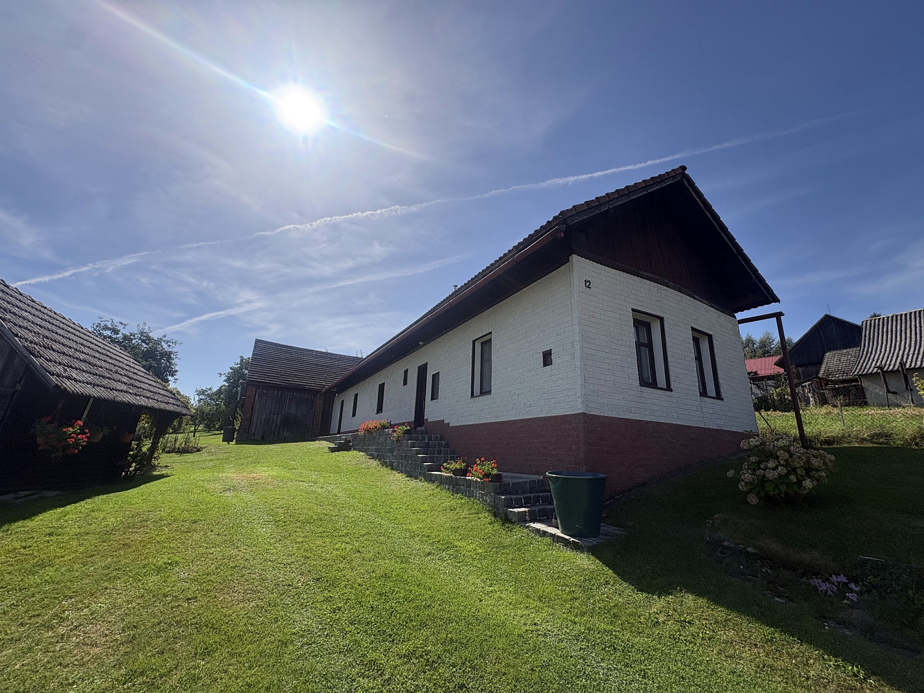 Prodej domu 100 m² s pozemkem 1 200 m² – fotografie 3