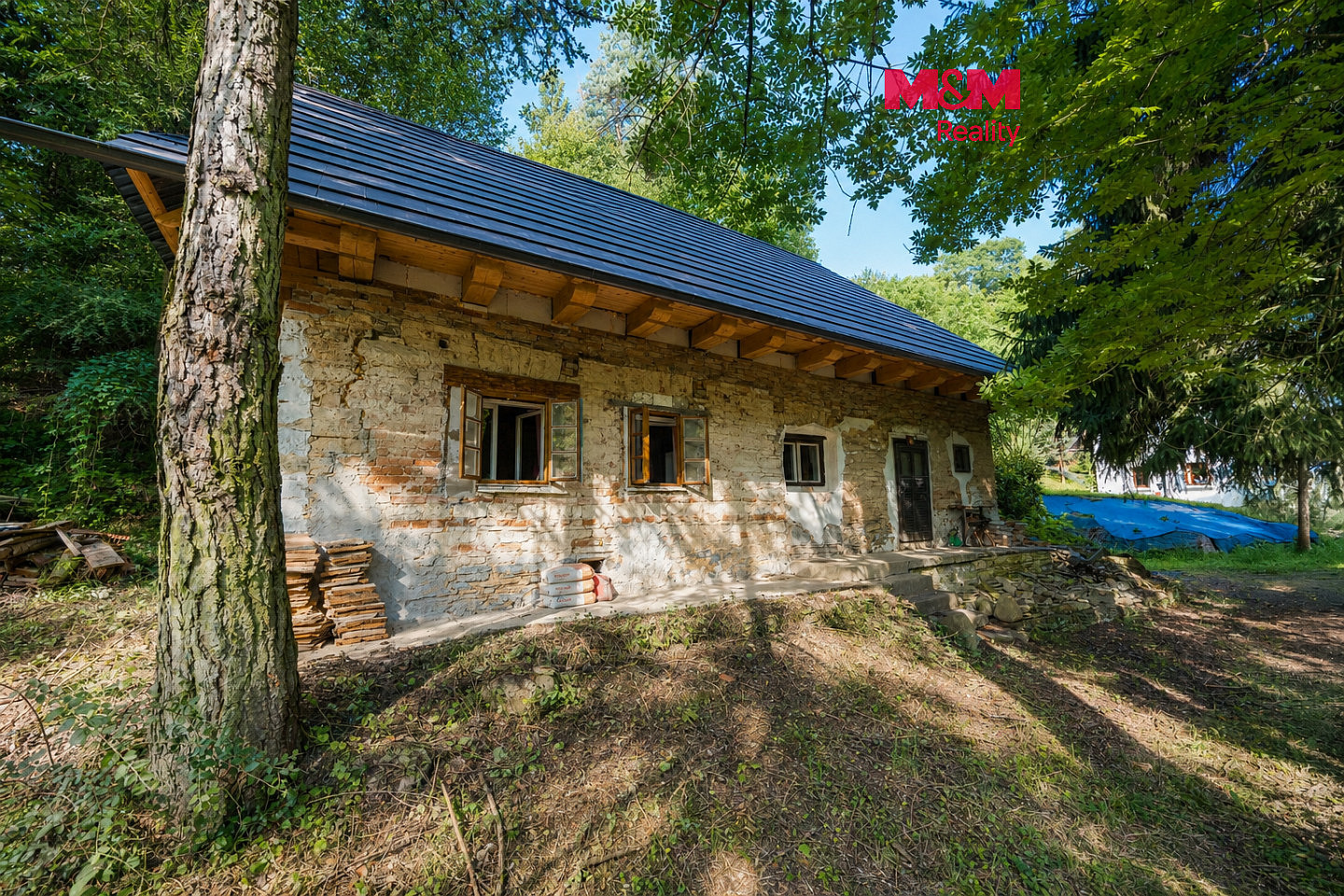 Prodej domu 47 m² s pozemkem 1 923 m²