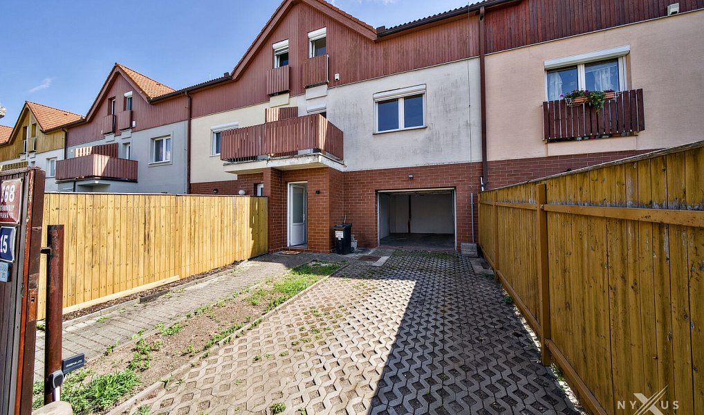 Pronájem domu 324 m² s pozemkem 287 m², Praha – náhled fotky 29