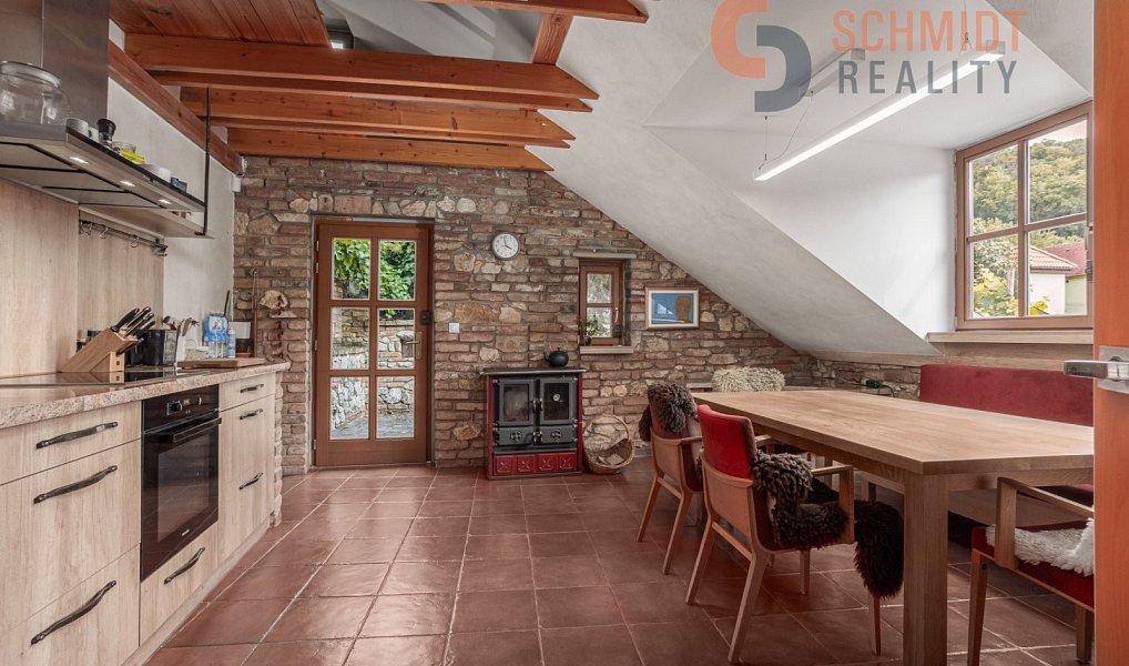 Prodej ubytovacího objektu 310 m², Mikulov – náhled fotky 18