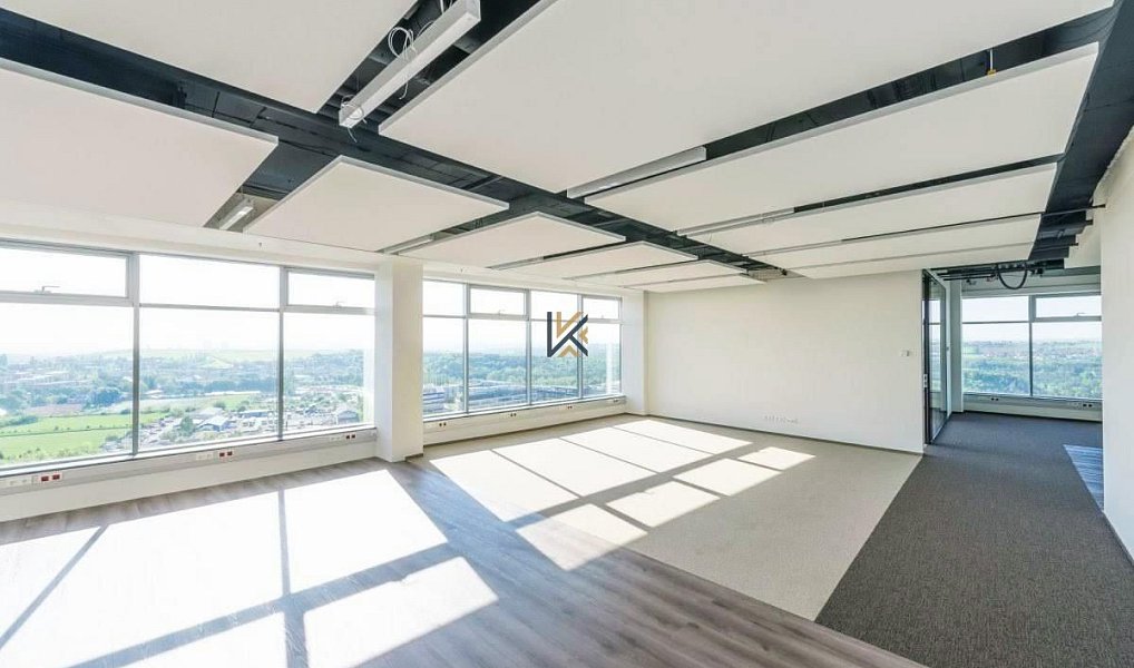 Pronájem kanceláře 649 m², Praha – náhled fotky 2