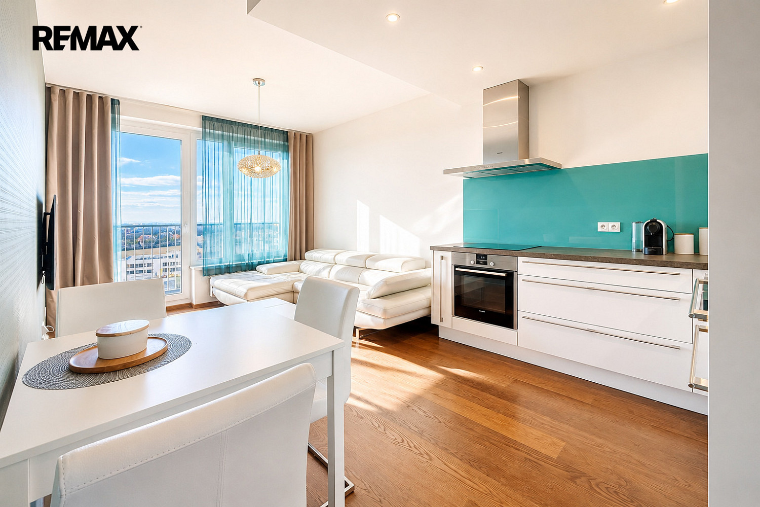 Prodej bytu 2+kk 62 m² – fotografie 2