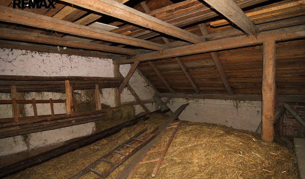 Prodej domu 110 m² s pozemkem 2 371 m², Toužim – náhled fotky 25