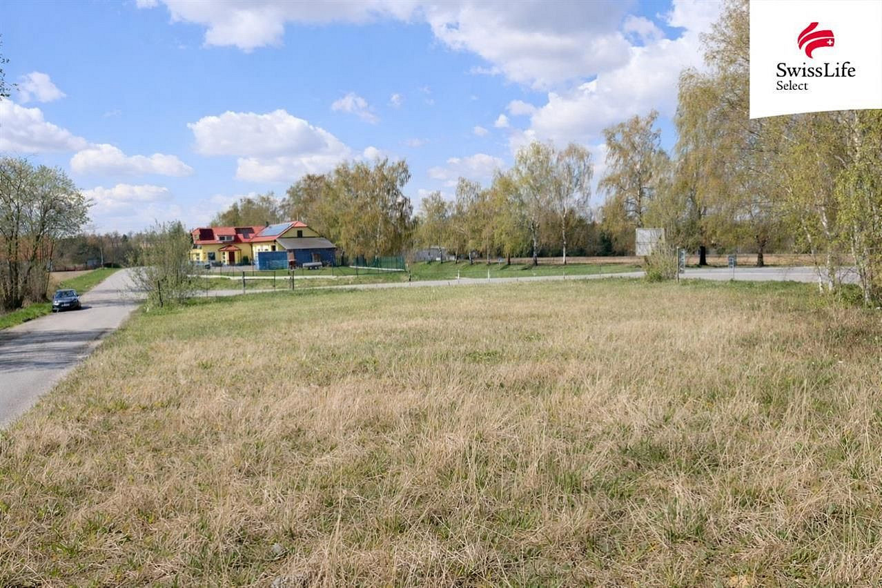 Prodej komerčního pozemku 895 m² – fotografie 4