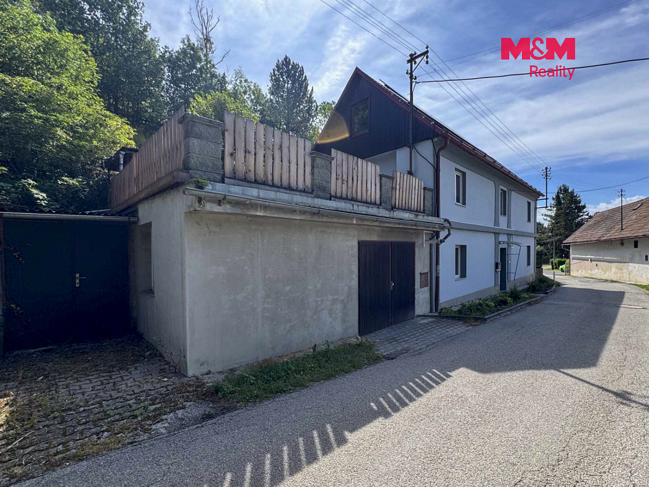 Prodej domu 226 m² s pozemkem 1 039 m² – fotografie 2