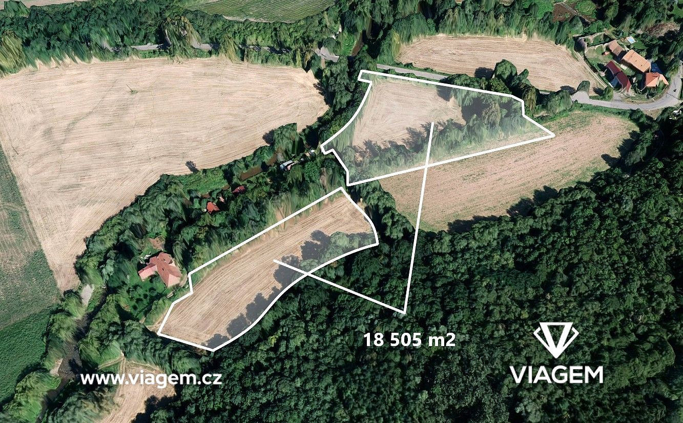 Prodej stavebního pozemku 1 028 m²
