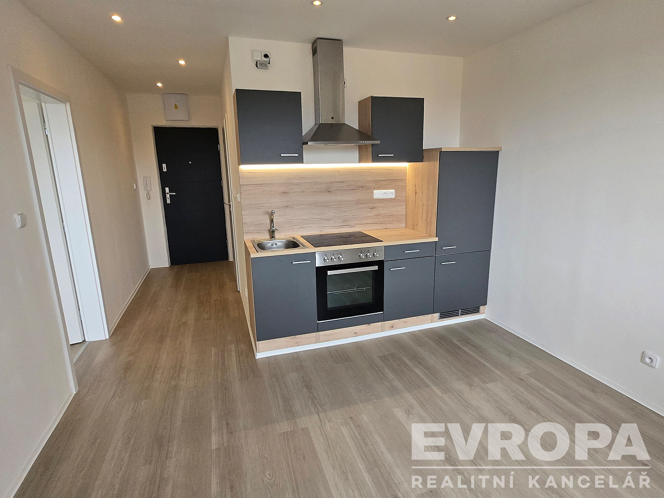 Pronájem bytu 2+kk 40 m²