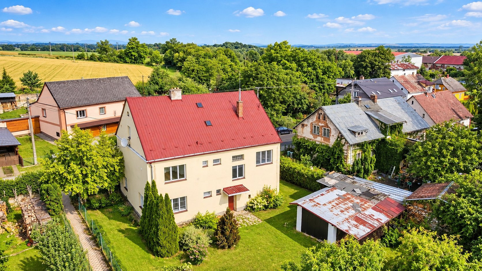 Prodej domu 320 m² s pozemkem 912 m² – fotografie 3