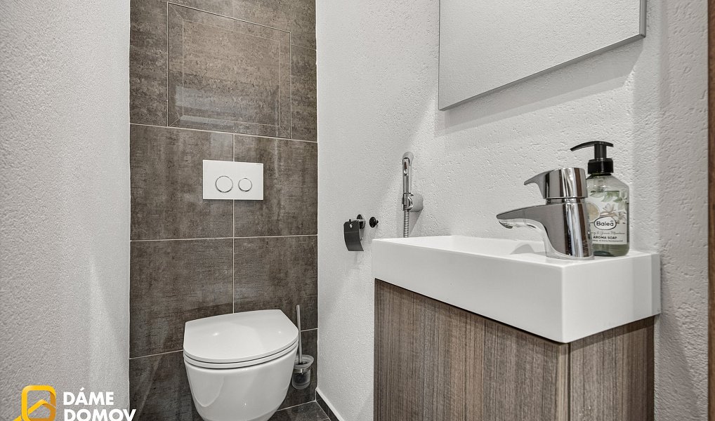 Prodej bytu 3+1 82 m², Zlín – náhled fotky 23