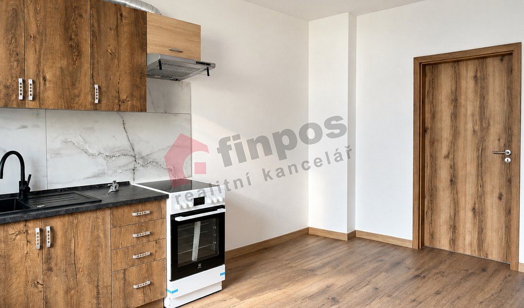 Prodej nájemního domu, činžáku 206 m², Benešov – náhled fotky 16