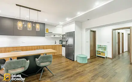 Prodej domu 191 m² s pozemkem 2 000 m², Suchov, okres Hodonín