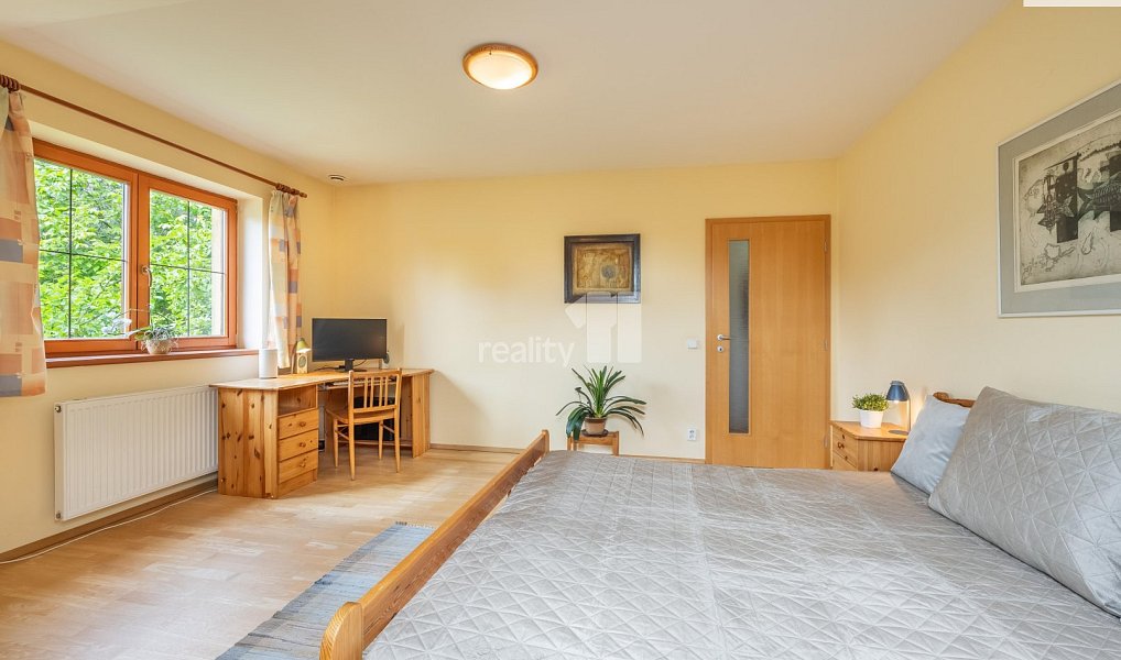 Prodej domu 200 m² s pozemkem 1 008 m², Kamenice – náhled fotky 22