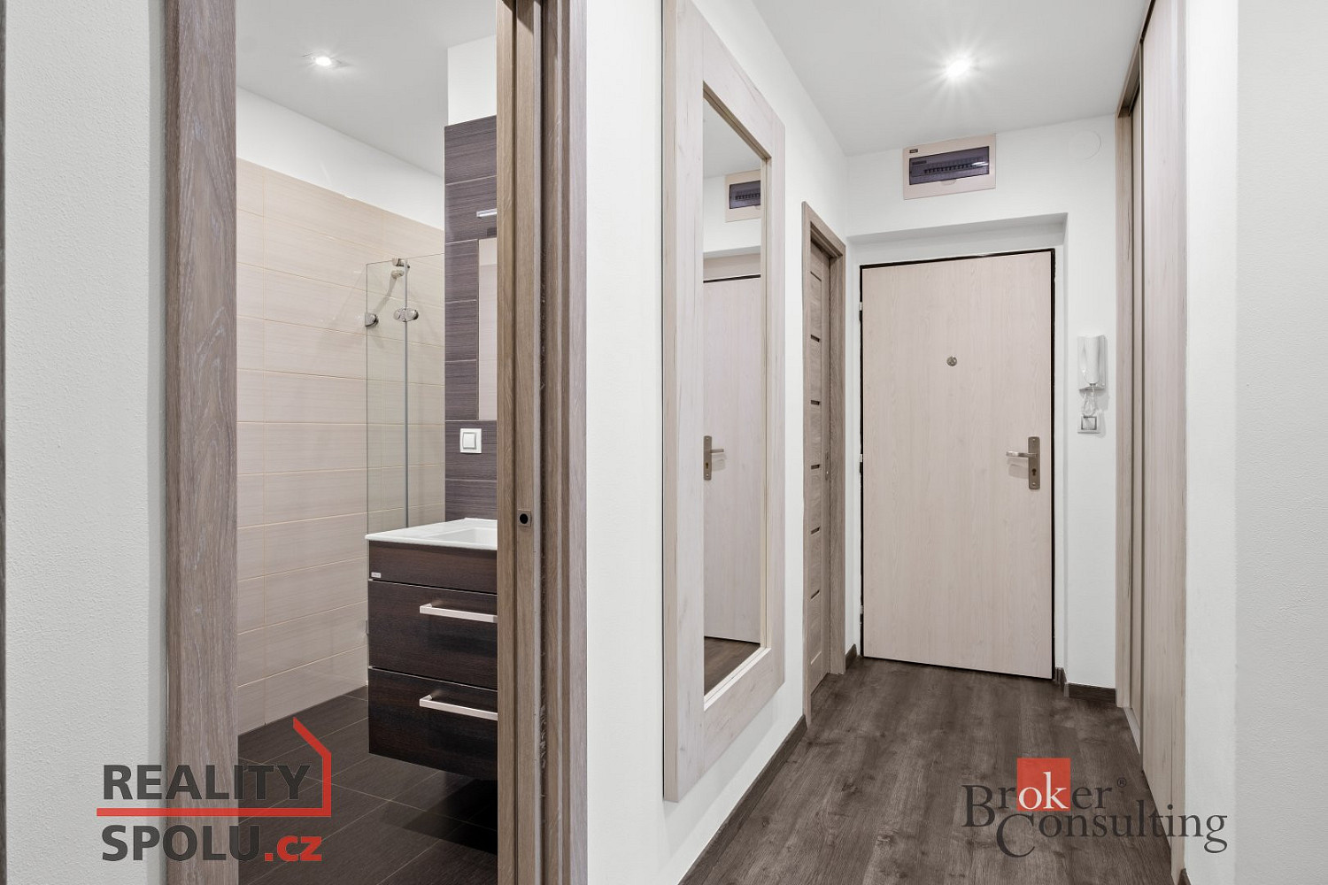 Pronájem bytu 3+kk 74 m² – fotografie 5
