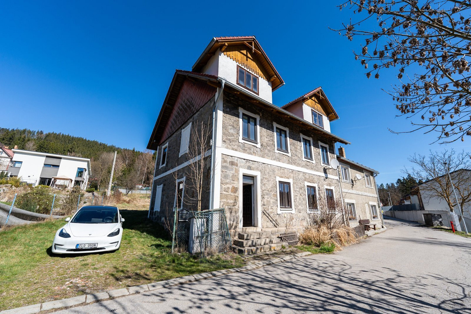 Prodej domu 210 m² s pozemkem 1 432 m²