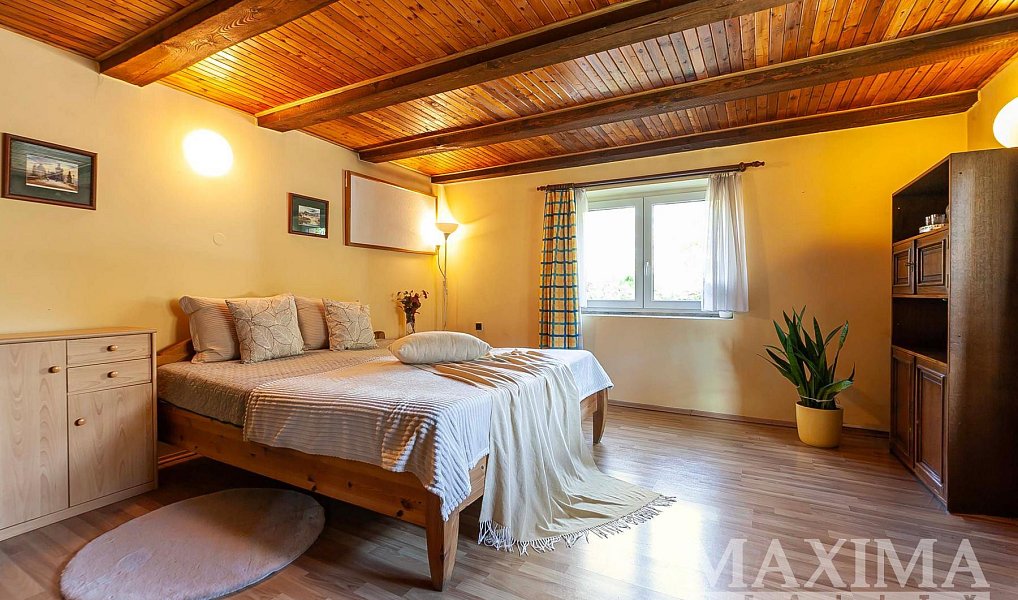 Prodej domu 120 m² s pozemkem 336 m², Kostelní Lhota – náhled fotky 8