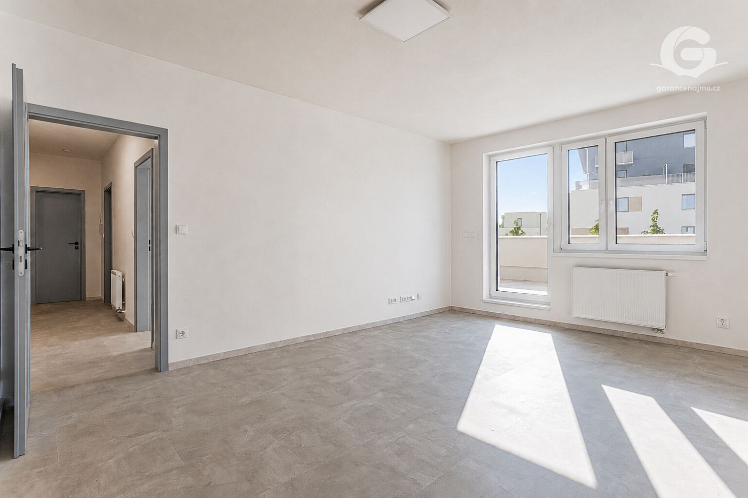 Pronájem bytu 3+kk 73 m² — photo 2