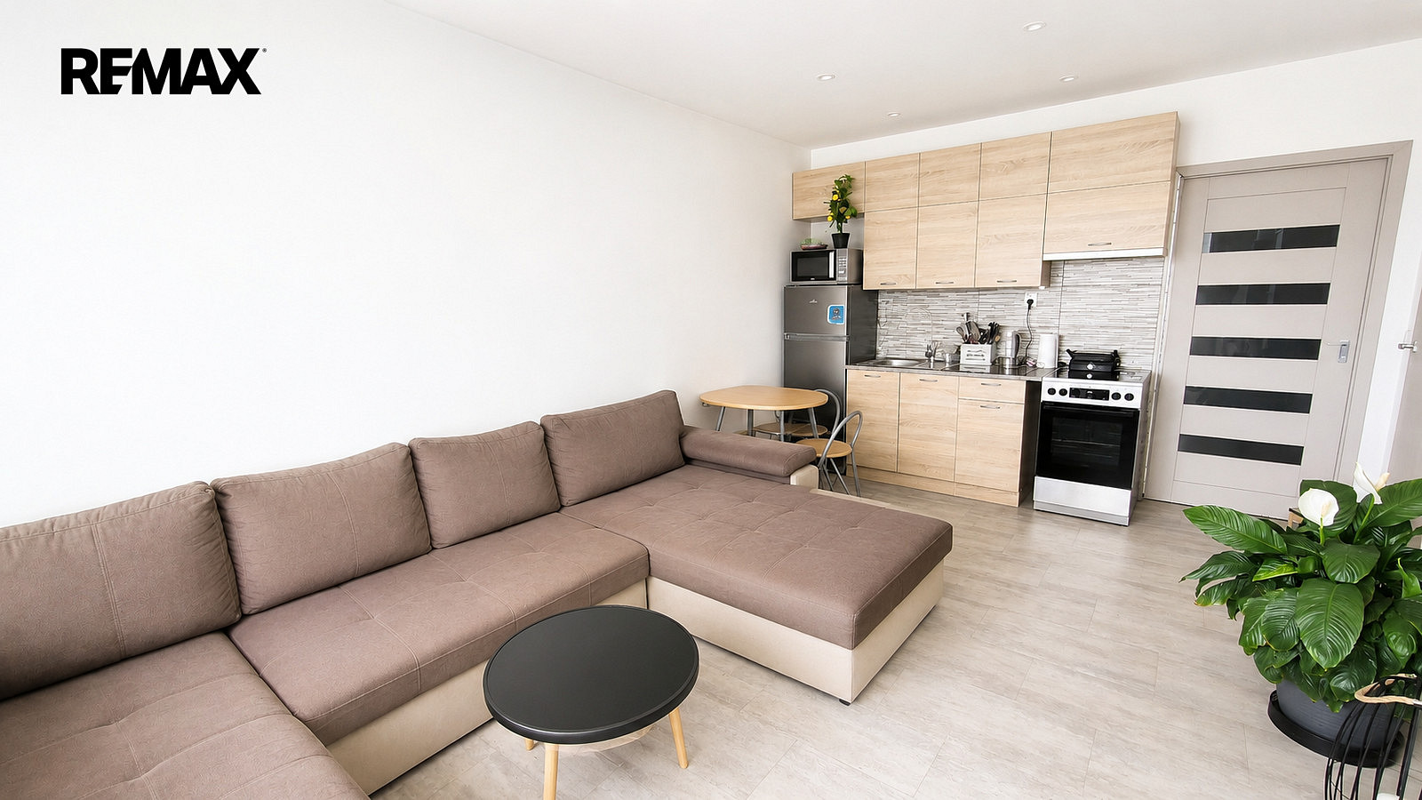 Prodej bytu 1+kk 29 m² — photo 4