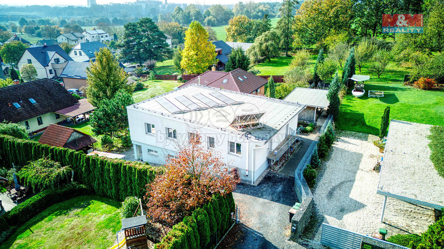 Prodej domu 180 m² s pozemkem 853 m²
