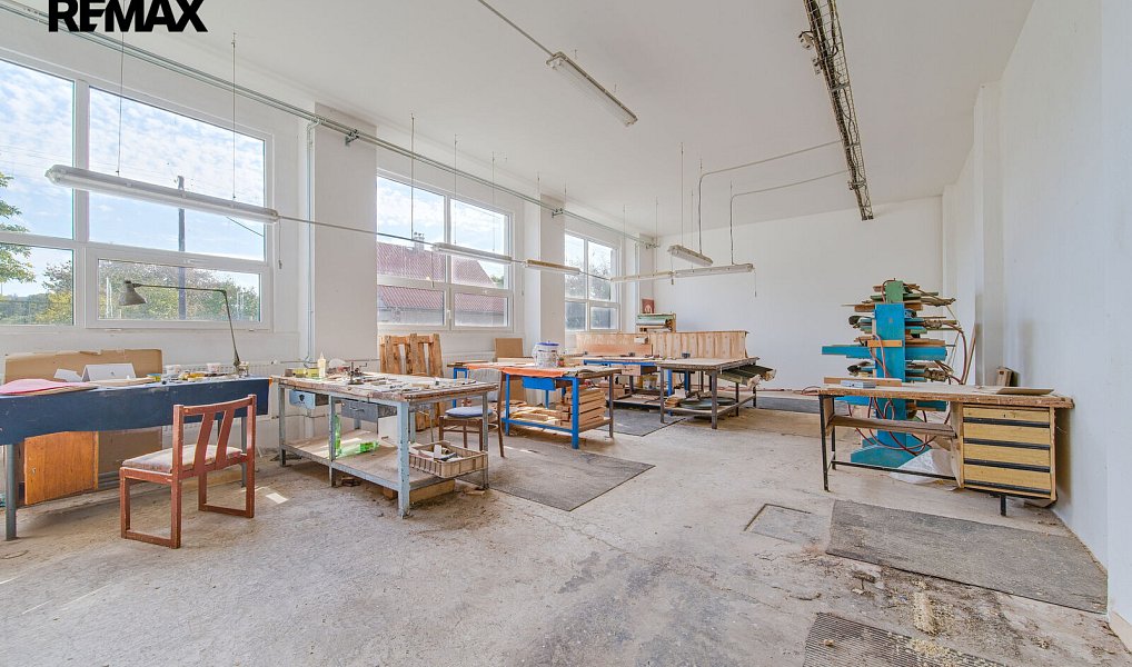 Pronájem skladovacích prostor 500 m², Luby – náhled fotky 5