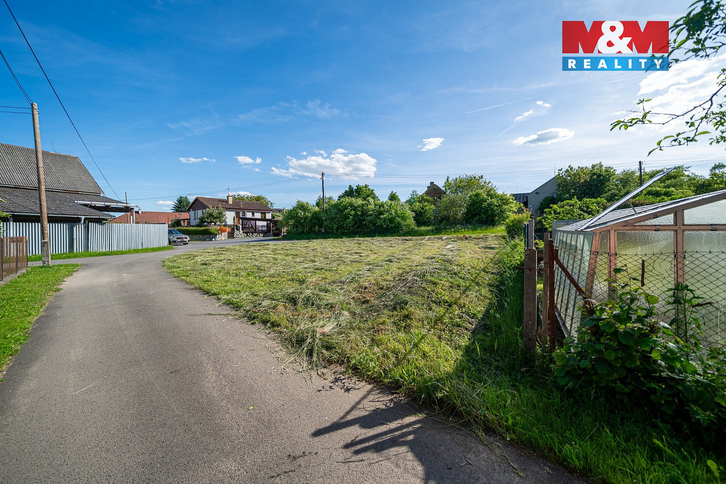 Prodej stavebního pozemku 322 m² – pohled 4