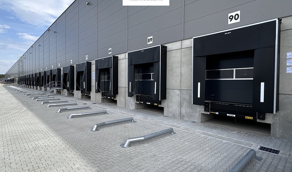 Pronájem skladovacích prostor 7 823 m², Pardubice – náhled fotky 2