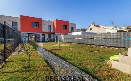 Prodej domu 144 m² s pozemkem 502 m², Na Štěpnici, Rosice, okres Brno-venkov
