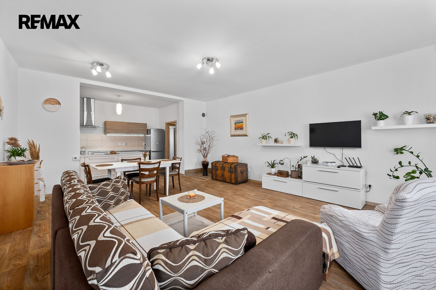 Prodej domu 267 m² s pozemkem 1 039 m² – pohled 5