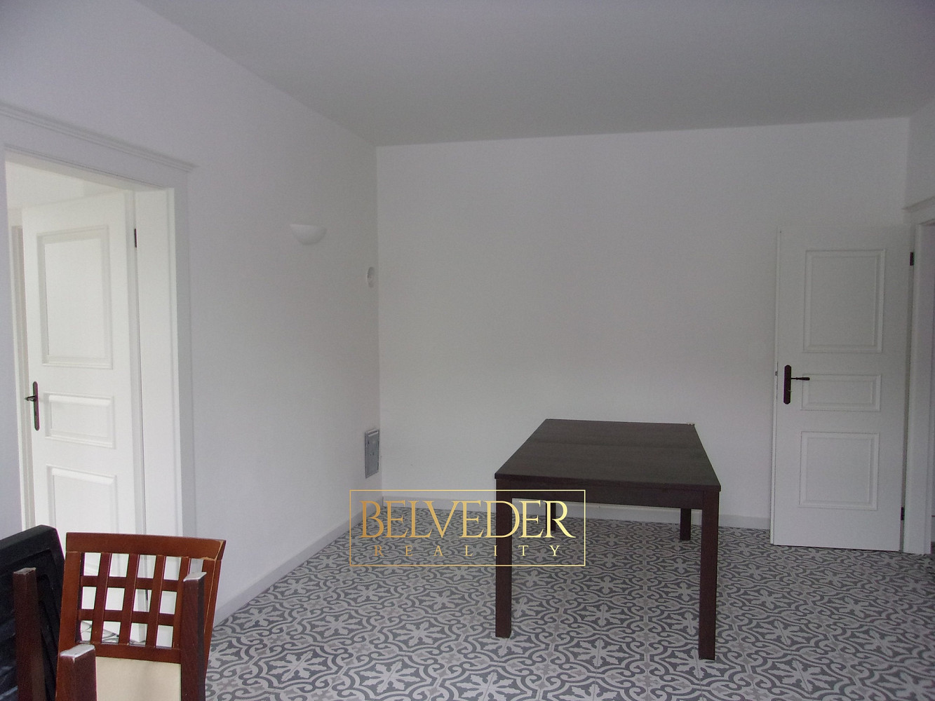 Pronájem bytu 2+1 81 m² – fotografie 4