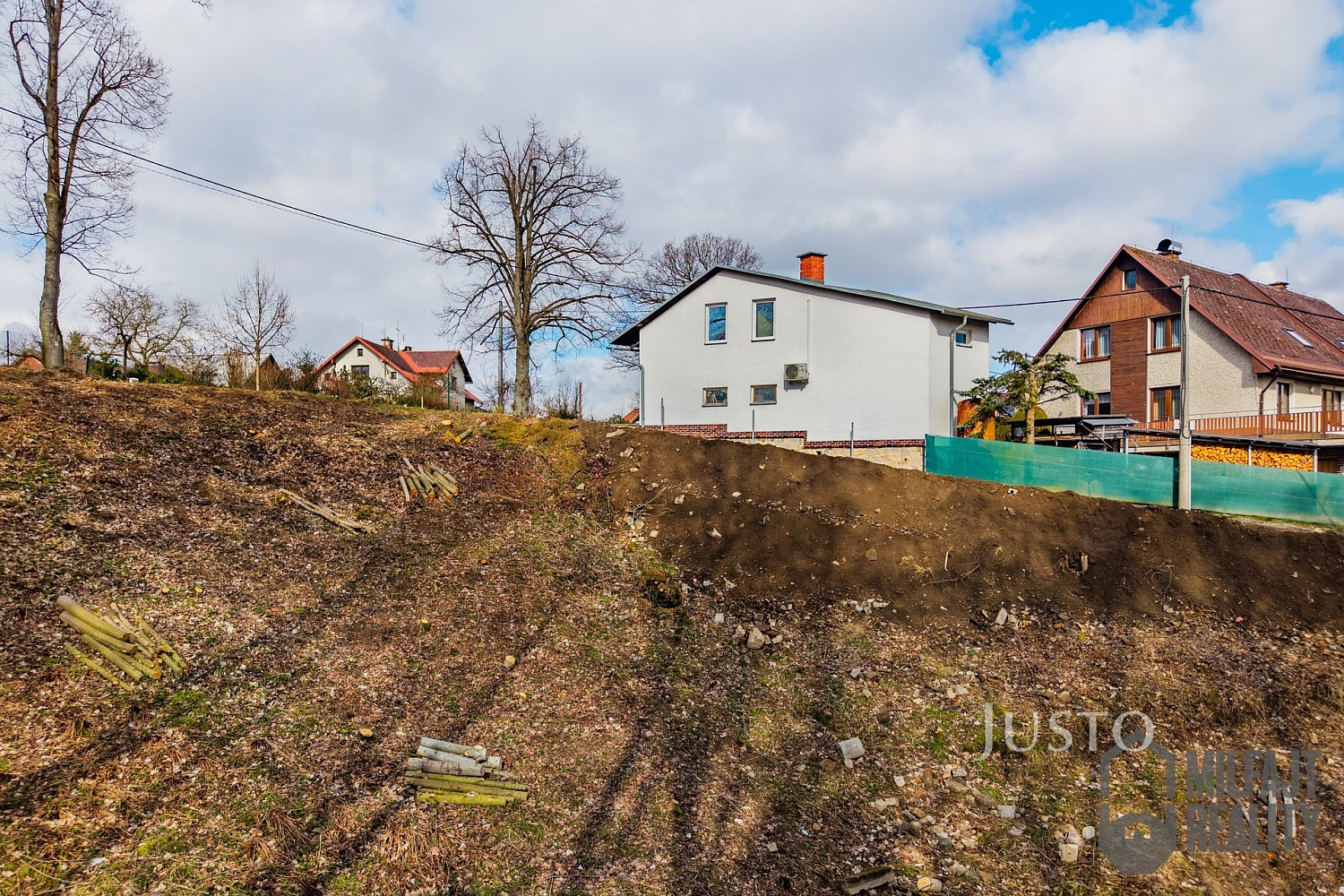 Prodej pozemku 1 358 m² – další