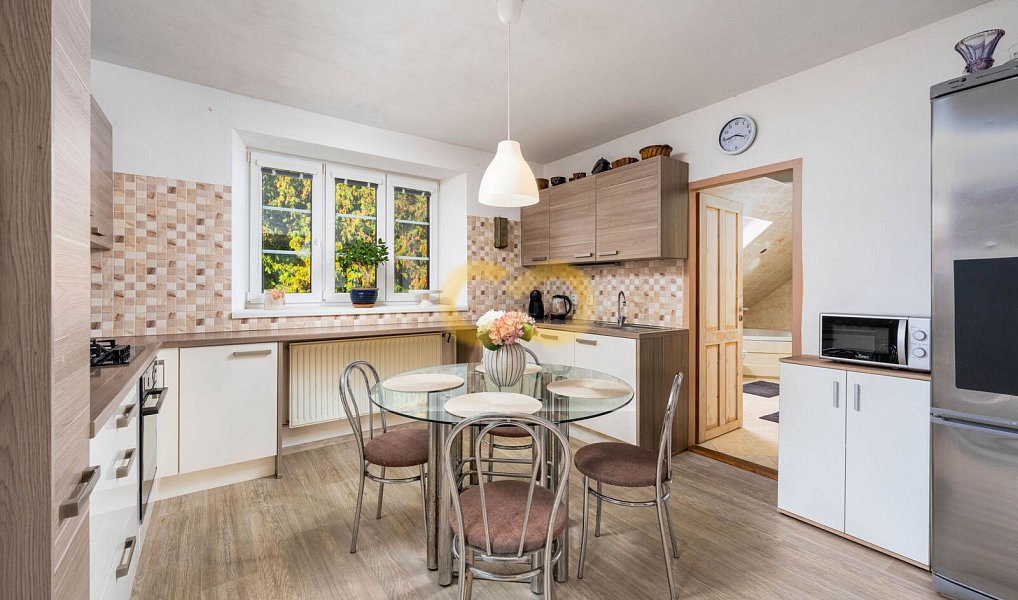 Prodej ubytovacího objektu 334 m², Třeboň – náhled fotky 4