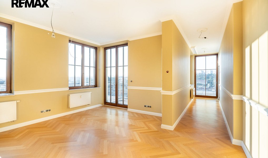 Prodej bytu 6+kk 537 m², Karlovy Vary – náhled fotky 7