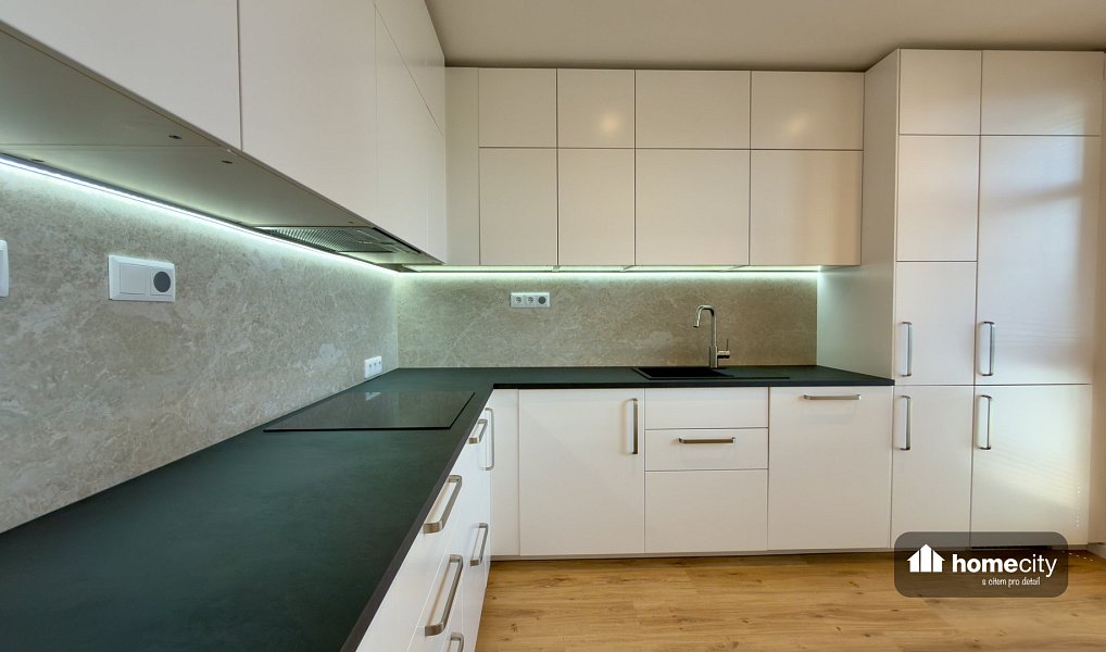 Pronájem bytu 3+kk 68 m², Pardubice – náhled fotky 19