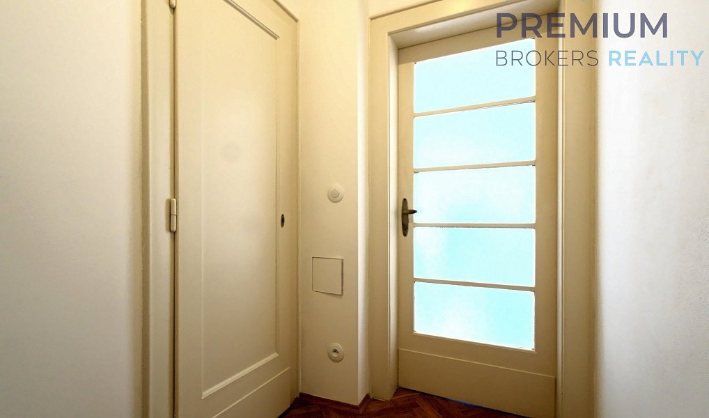 Pronájem bytu 2+kk 43 m², Praha – náhled fotky 15