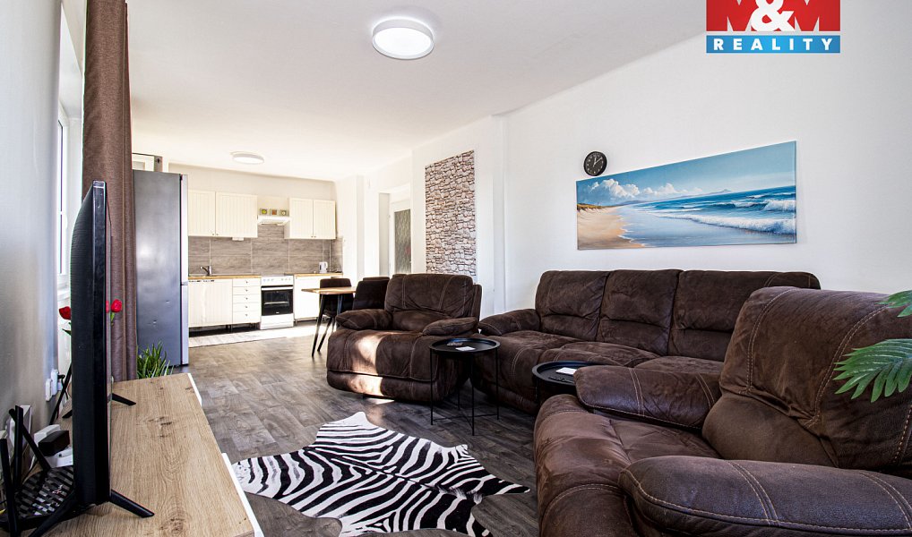 Prodej bytu 3+kk 72 m², Bečváry – náhled fotky 19
