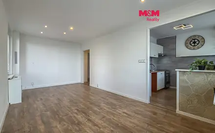 Prodej bytu 3+1 68 m², Benešovská, Kladno - Kročehlavy