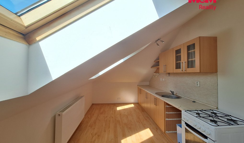 Prodej nájemního domu, činžáku 310 m², Ostrava – náhled fotky 2