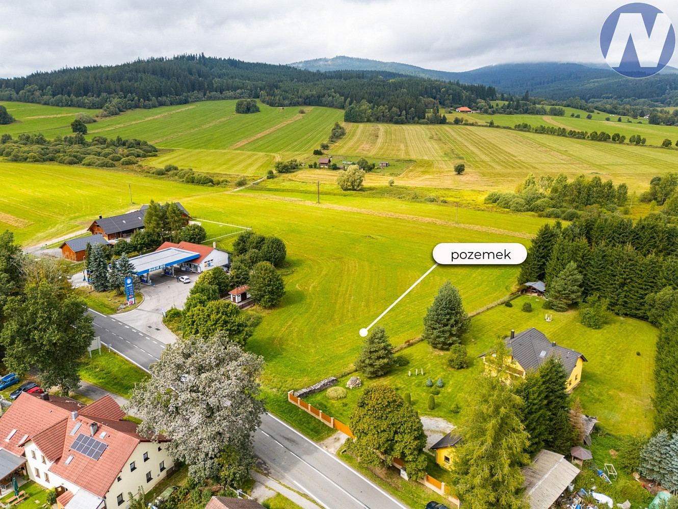Prodej stavebního pozemku 1 768 m²