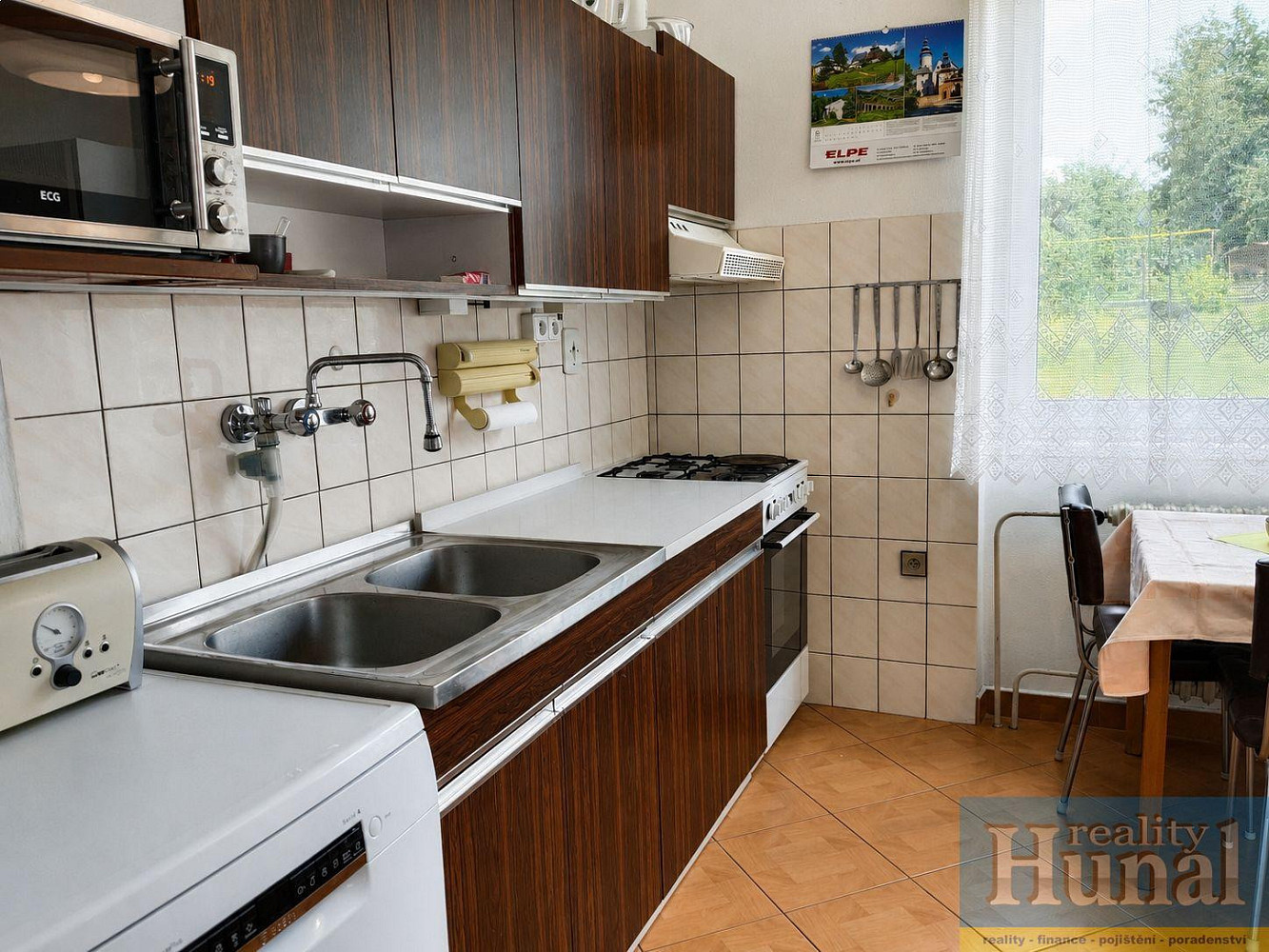 Prodej domu 244 m² s pozemkem 523 m² – fotografie 5