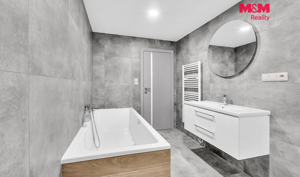 Prodej domu 134 m² s pozemkem 131 m², Polička – náhled fotky 9