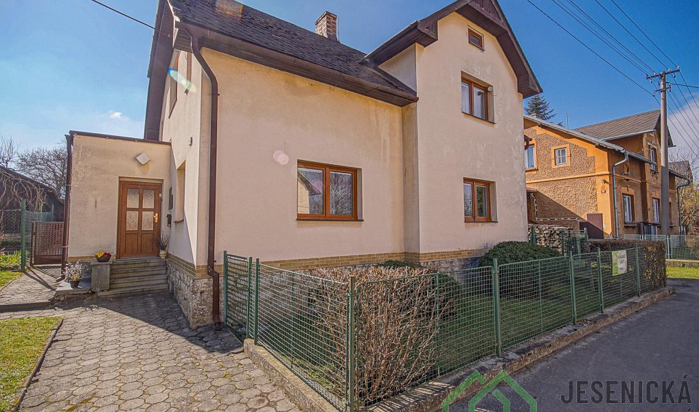 Prodej domu 144 m² s pozemkem 964 m², Černá Voda – fotka 1 z 30