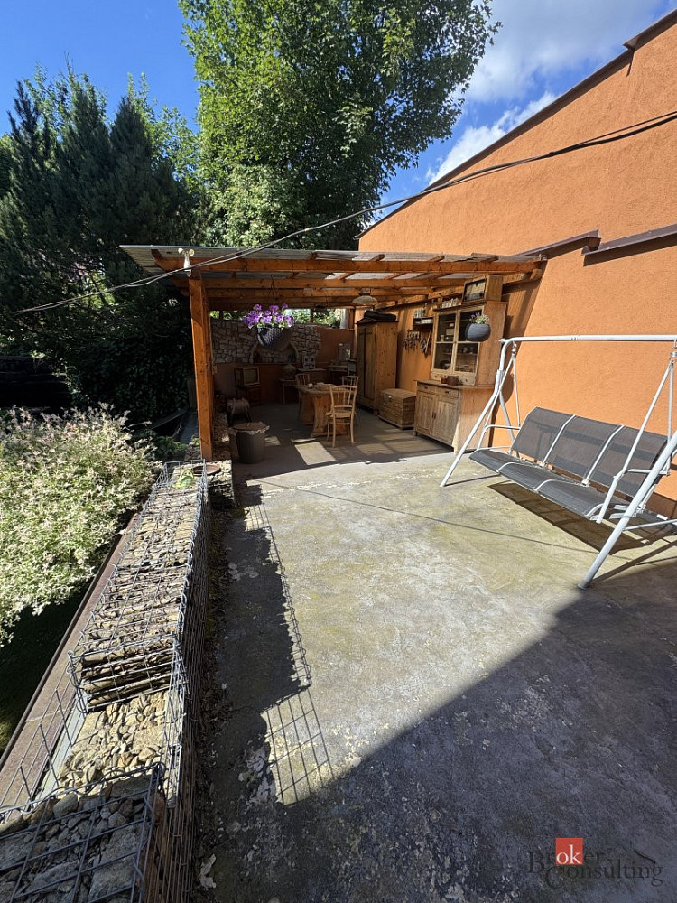 Prodej domu 290 m² s pozemkem 431 m² – fotografie 3