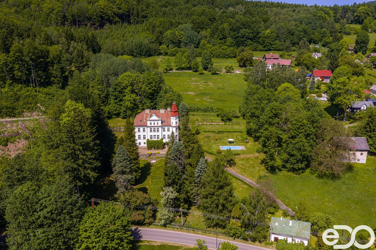 Prodej domu 680 m² s pozemkem 5 000 m² – fotografie 3
