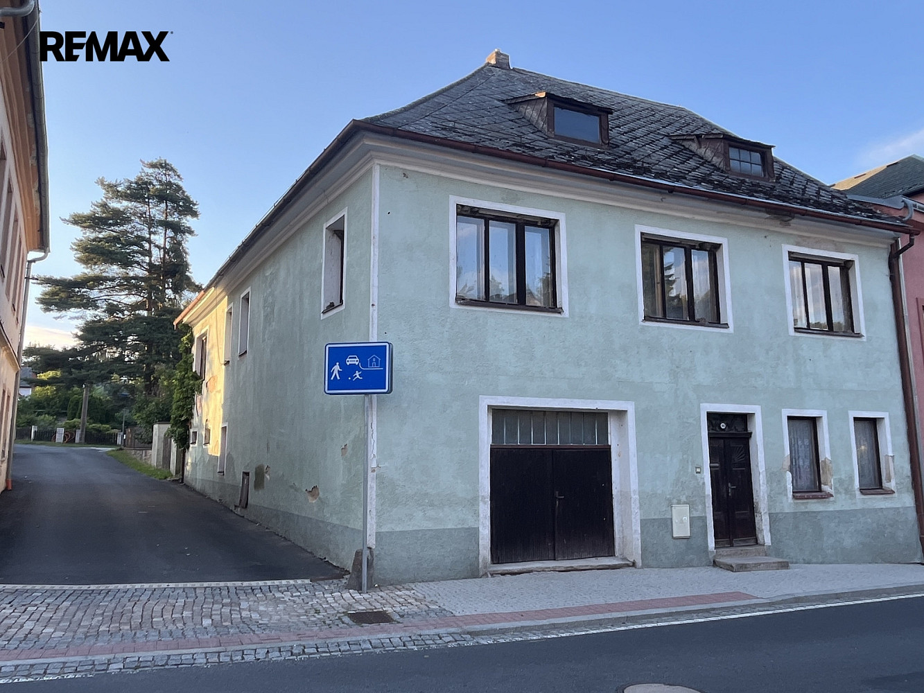 Prodej domu 250 m² s pozemkem 549 m²