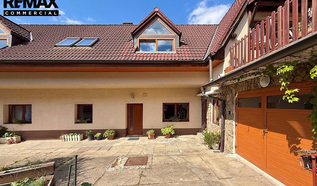 Prodej domu 225 m² s pozemkem 439 m², Praha – náhled fotky 27
