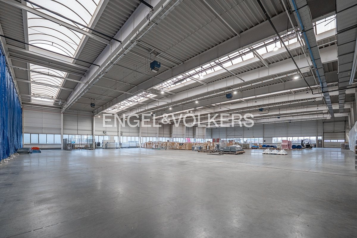 Pronájem skladovacích prostor 4 000 m²