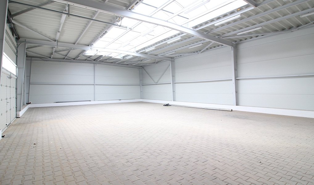Pronájem výrobních prostor 246 m², Ivančice – náhled fotky 2