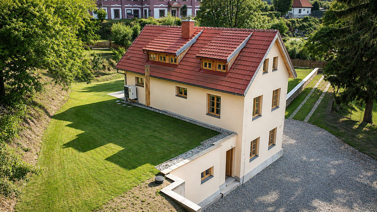 Prodej domu 200 m² s pozemkem 3 105 m²