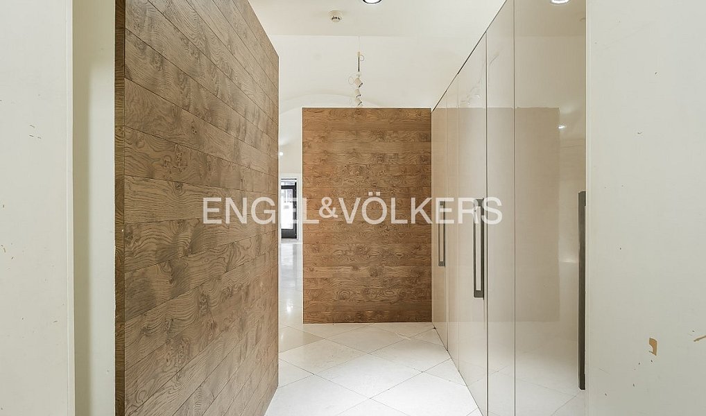 Pronájem obchodních prostor 250 m², Praha – náhled fotky 8